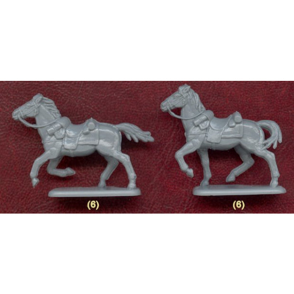 1/72 Napoleonic Russian Cuirassiers & Horses (12) (HaT)