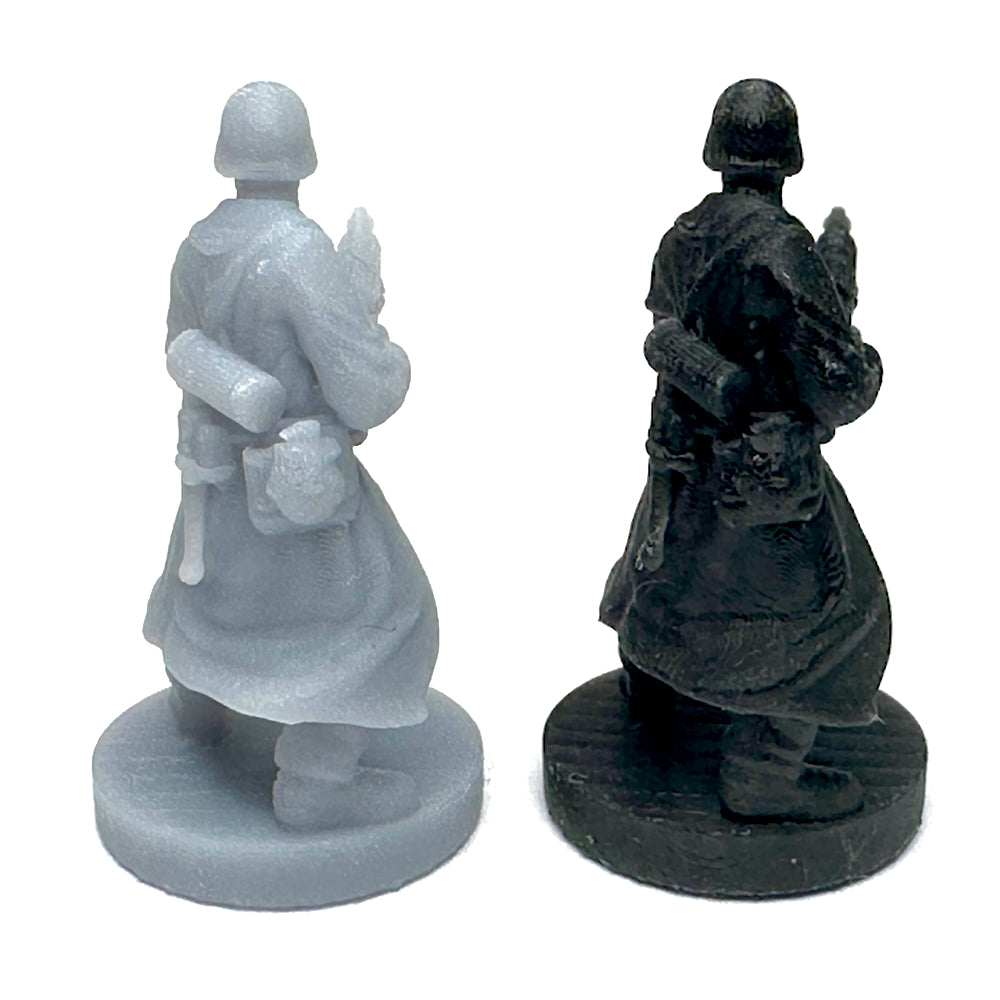 German Soldier in Greatcoat w/ MP40 (3D Printed) x5