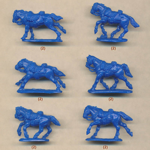 1/72 Napoleonic French Cuirassiers in Attack (re-issue) (STR)