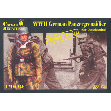 1/72 WWII German Panzergrenadier Winter Greatcoat E. Front Box (Caesar)
