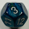 D12 (16mm) Green/Silver Die-Festive (x 5)